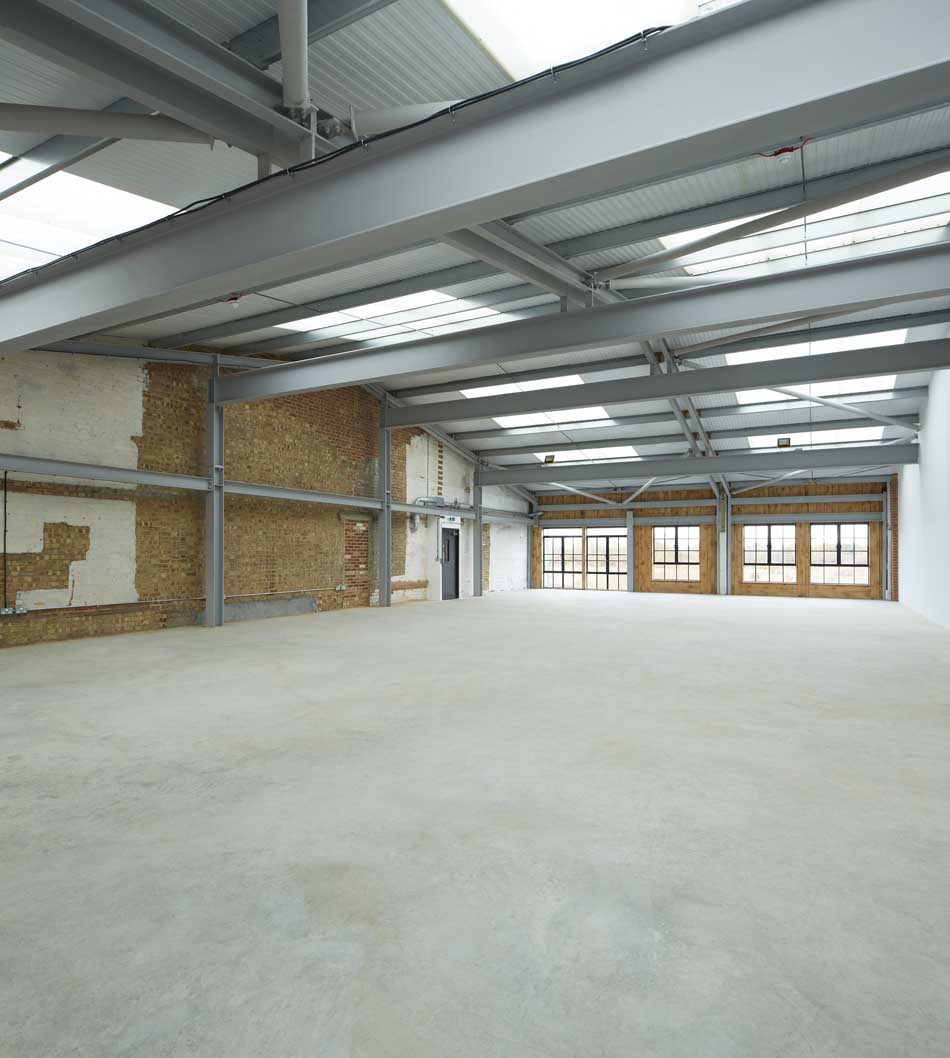 Large_Attick_Room_-_View_02_Lights_Off_-_Pano_FINAL_without_yellow_light