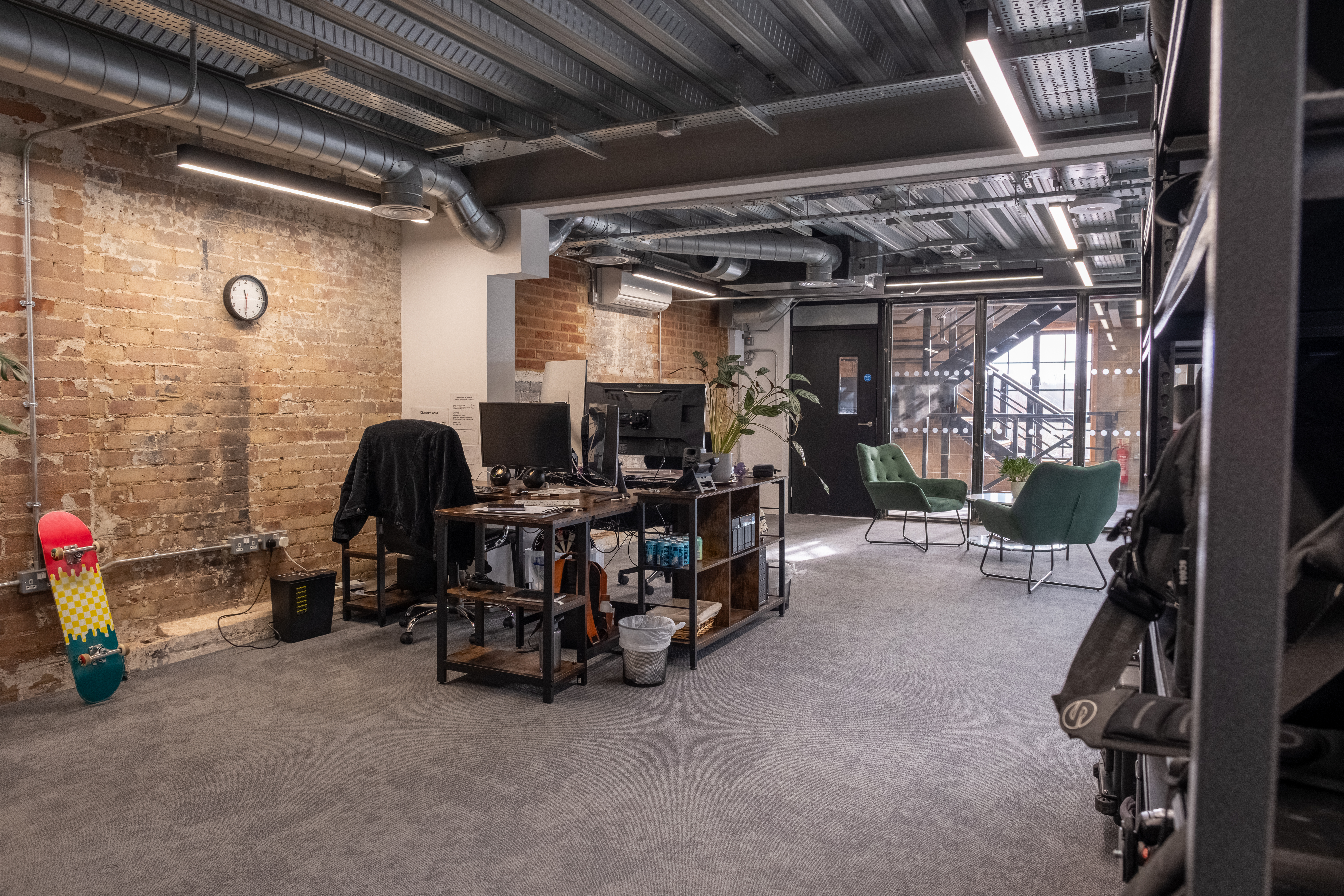 GREEN WALL, FIRST FLOOR – 523 FT² 2 Medium Sized Office At Tannery Studios