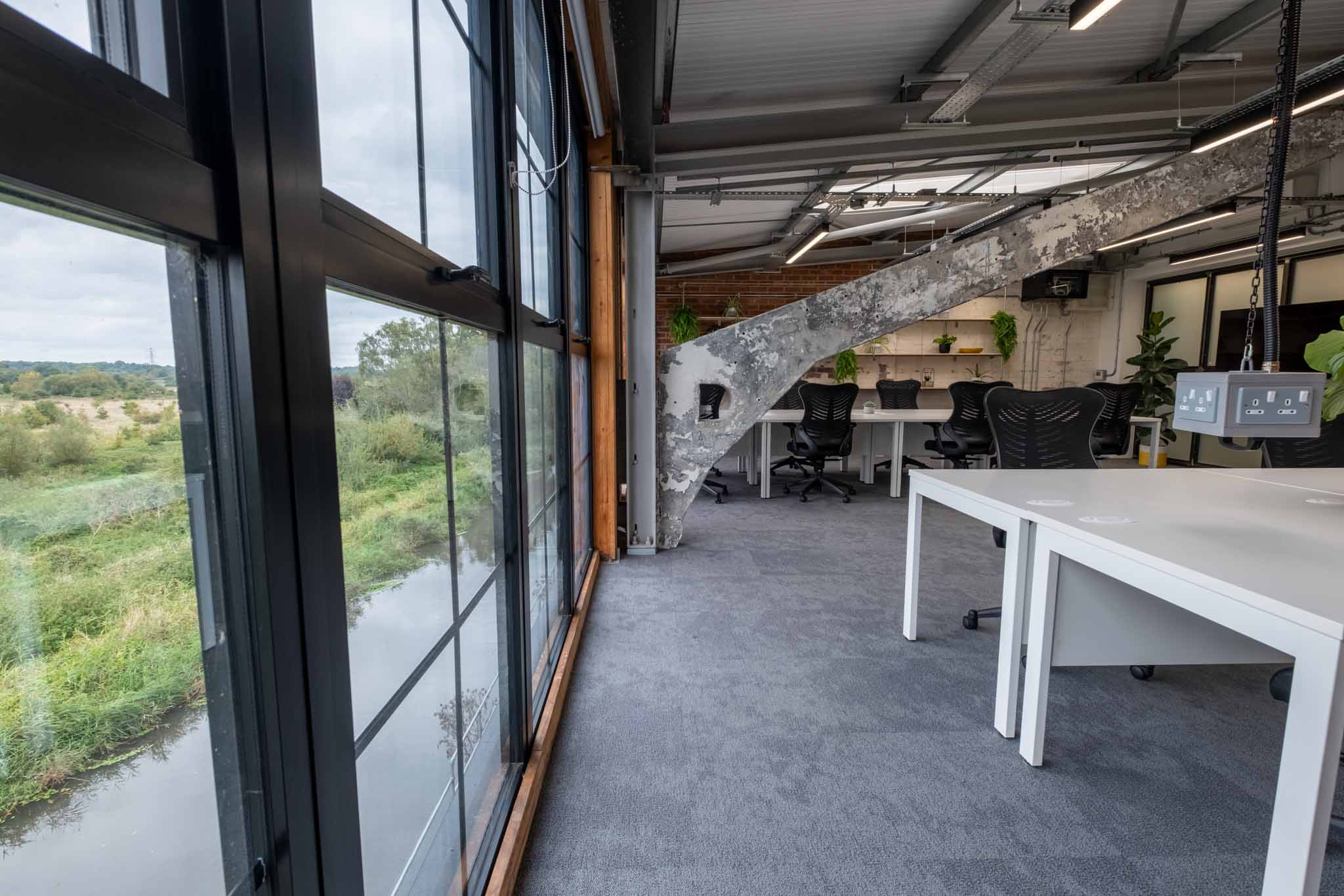 SILVER BIRCH, SECOND FLOOR – 660 FT² 2 Silver Birch Top Floor Office At Tannery Studios
