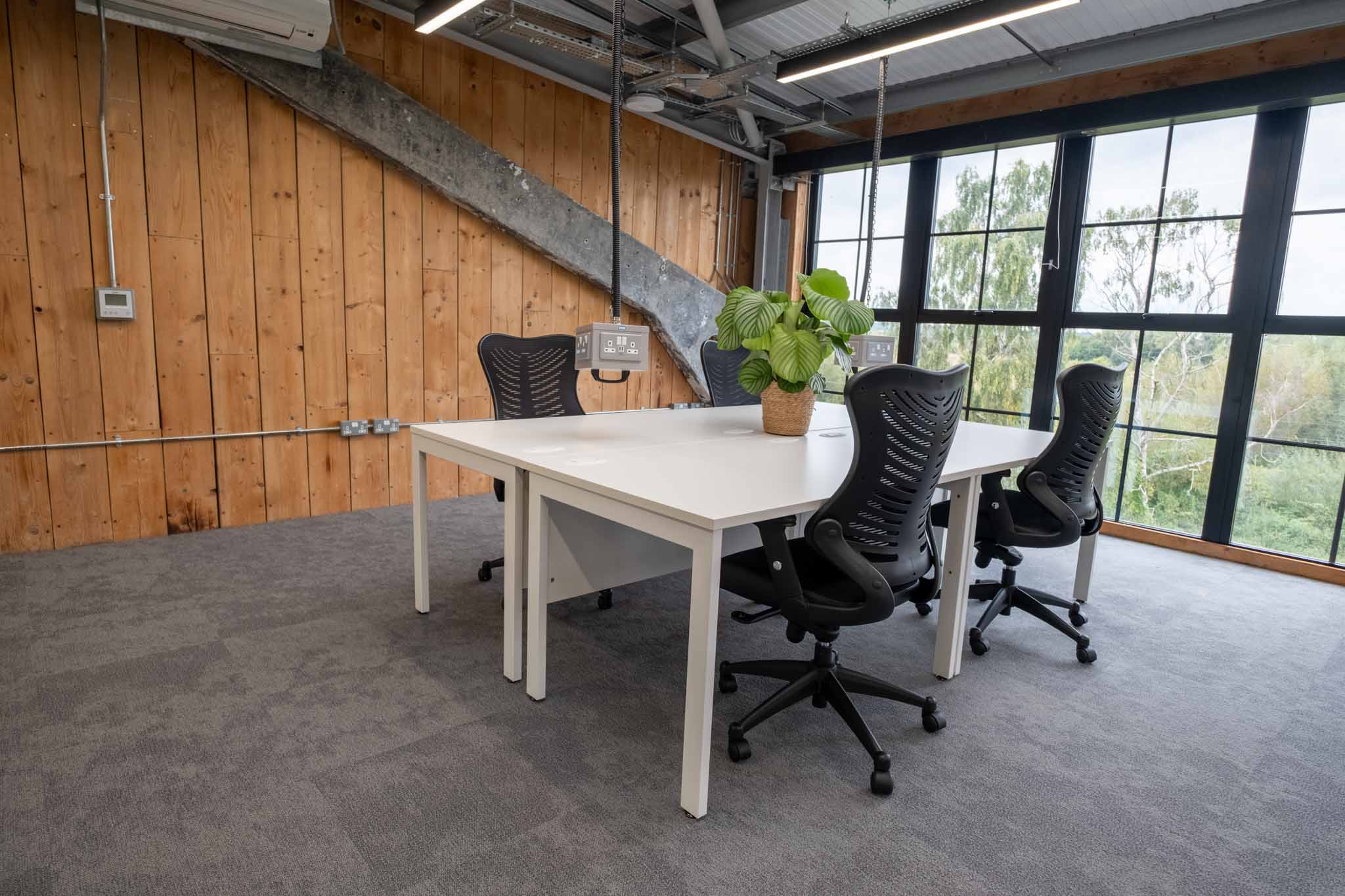 SILVER BIRCH, SECOND FLOOR – 660 FT² 4 Silver Birch Top Floor Office At Tannery Studios