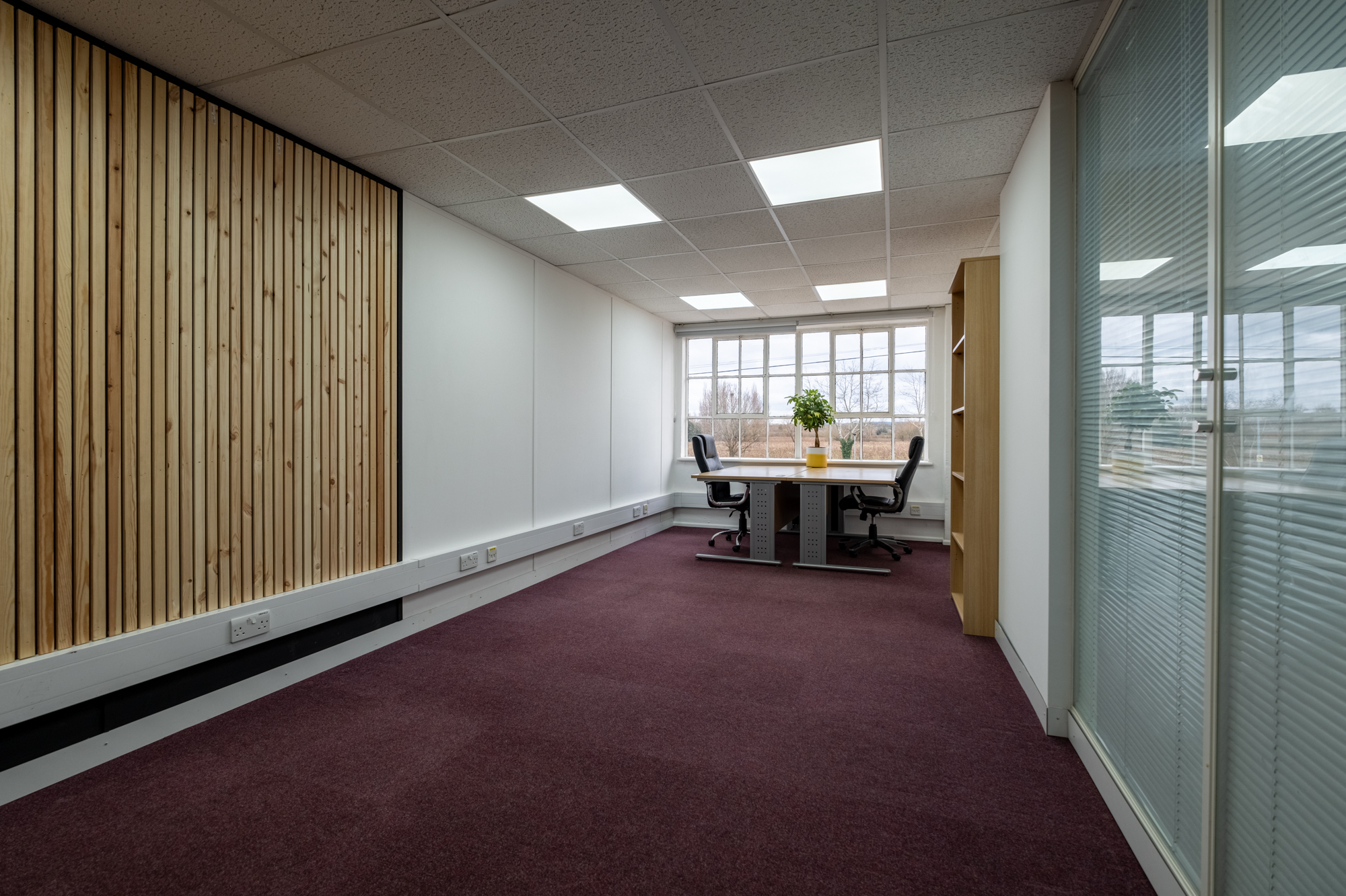 Office 6c, First Floor, 4 Tannery House - 226FT² 2 Small Office in Tannery Business Centre On The 1st Floor