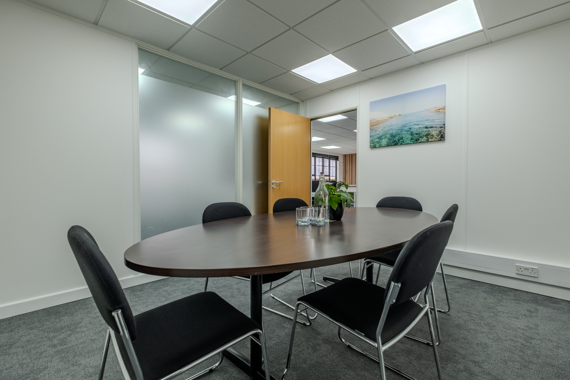 Office 6 & 7, First Floor, 3 Tannery House - 662FT² 7 Medium Office in Tannery Business Centre On The 1st Floor- Meeting Room