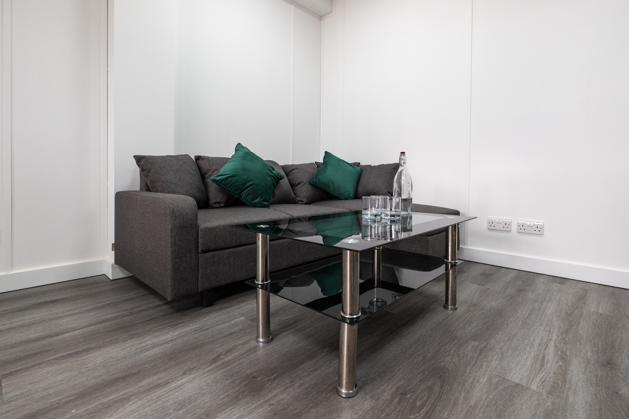 Office 3, Ground Floor, 4 Tannery House - 230FT² 7 Modern office room with glass table