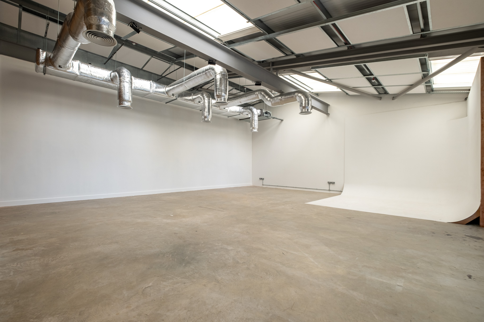 THE LOFT, First Floor - 1797 FT² 2